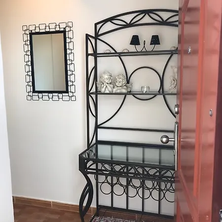 Monkey Beach Apartman *