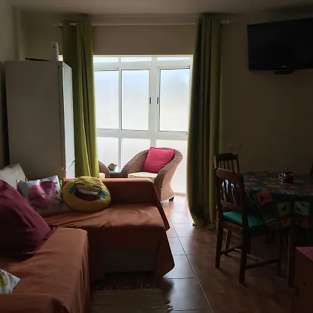 Διαμέρισμα Monkey Beach *